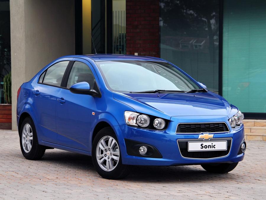  Chevrolet Sonic Sedan 2012 года  (ZA) (фото 5 из 8)